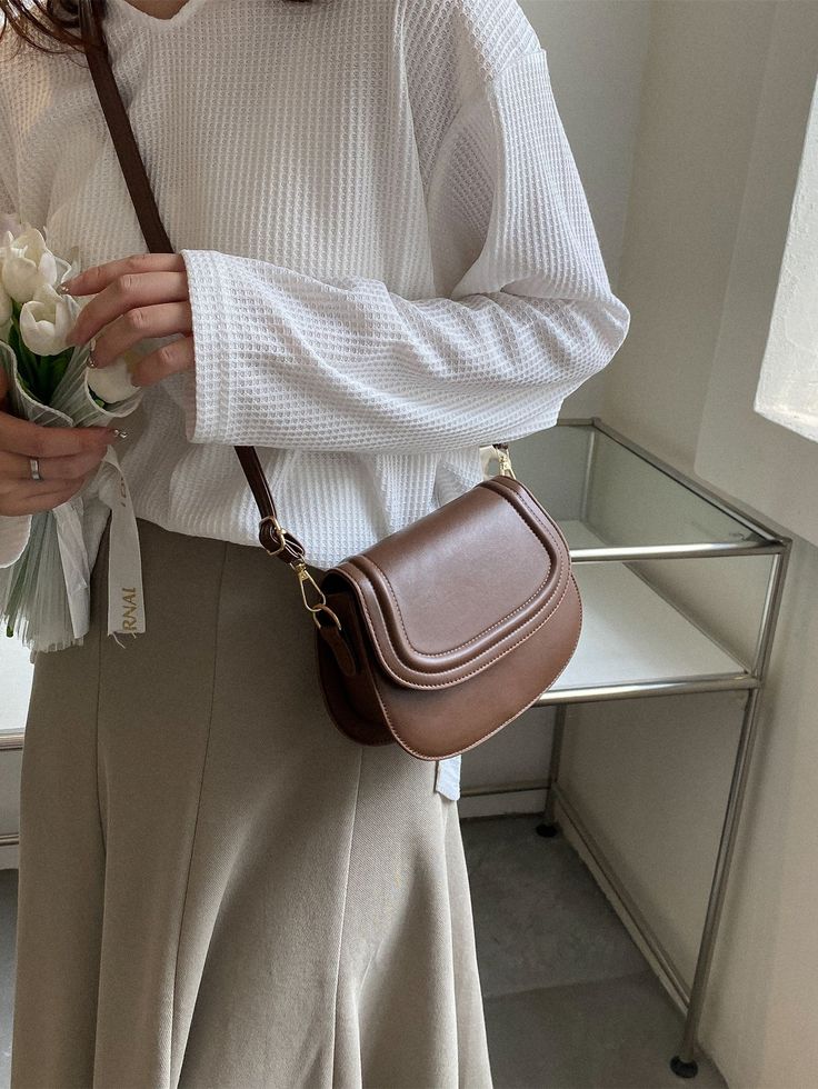 Şıklığın Tamamlayıcısı: Tesettür Stilinde Çanta Seçimi Nasıl Olmalı?